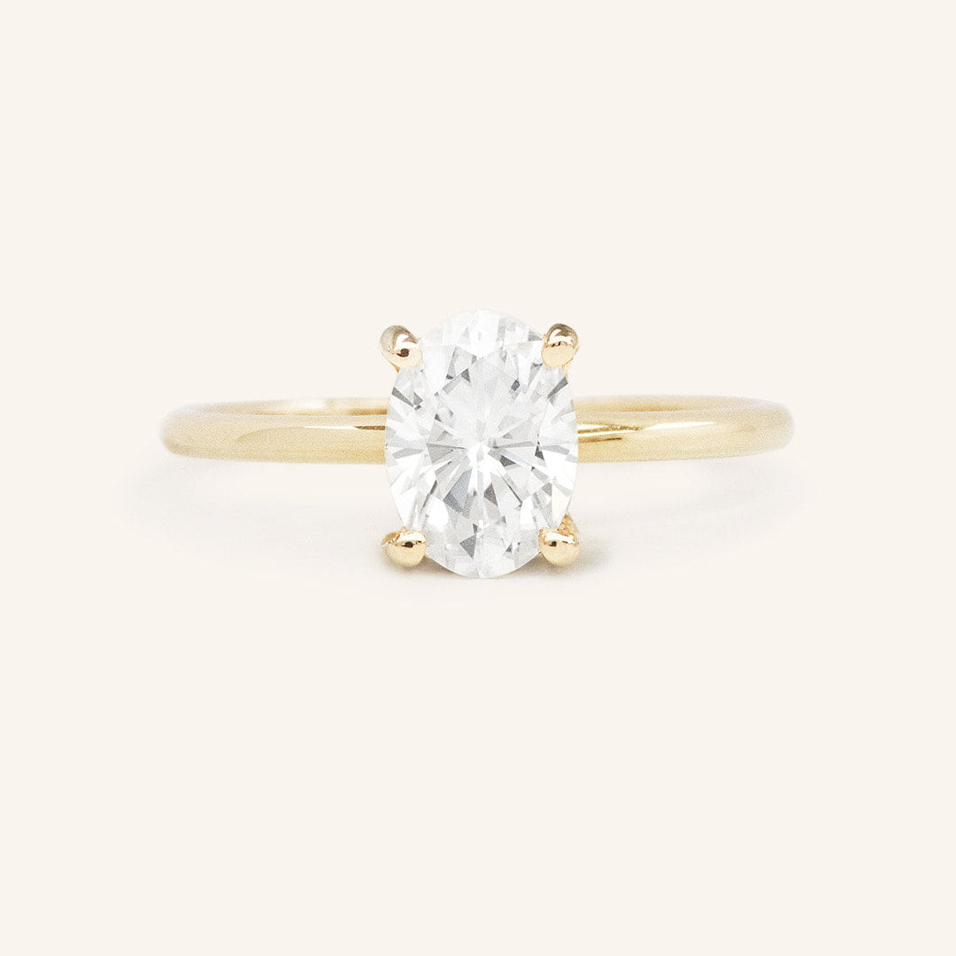 1.33 CT Oval Soliatiare Moissanite Engagement Ring