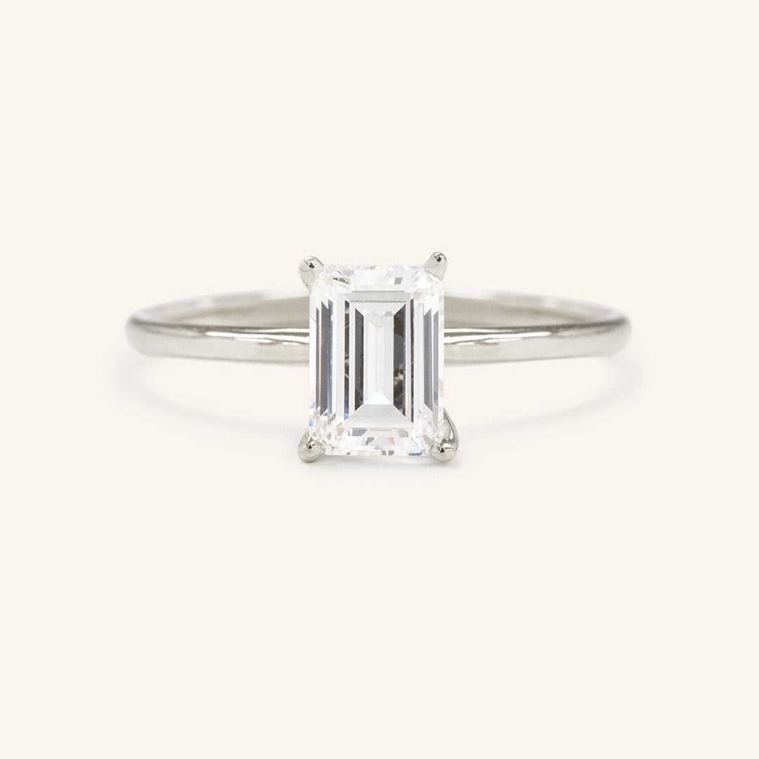 1.90 CT Emerald Solitaire Moissanite Engagement Ring