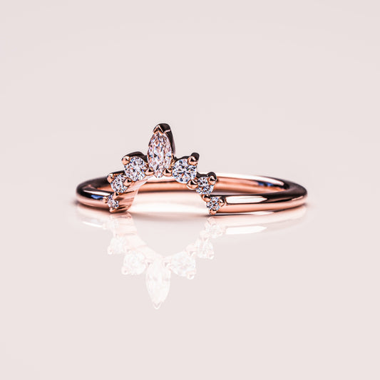 0.14 TCW Marquise & Round Curved Moissanite Wedding Band