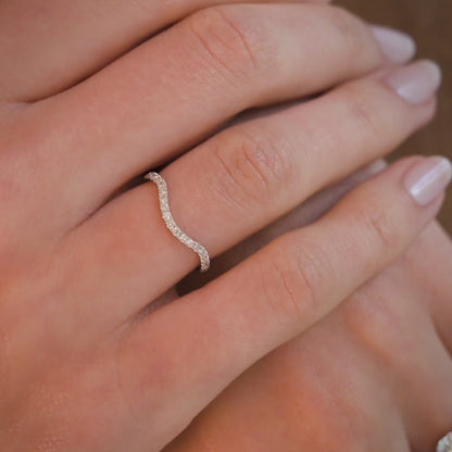 0.3 TCW Round Curved Moissanite Wedding Band