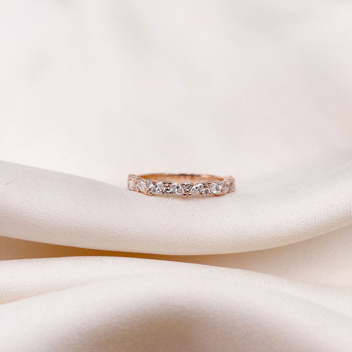 0.4 TCW Round & Marquise Cluster Moissanite Wedding Band