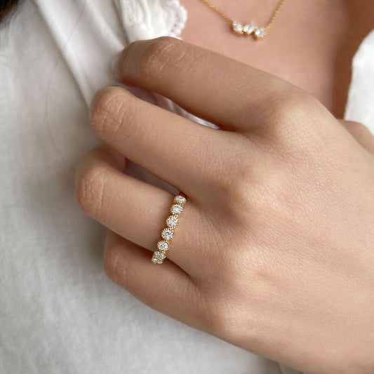 0.5 TCW Round Milgrain Moissanite Wedding Band