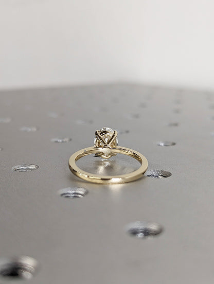1.2 CT Round Solitaire Moissanite Engagement Ring