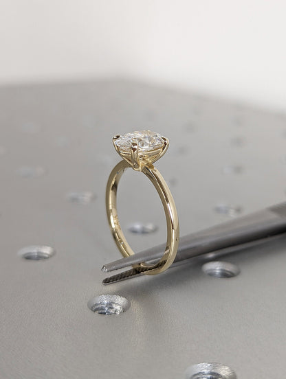 1.2 CT Round Solitaire Moissanite Engagement Ring