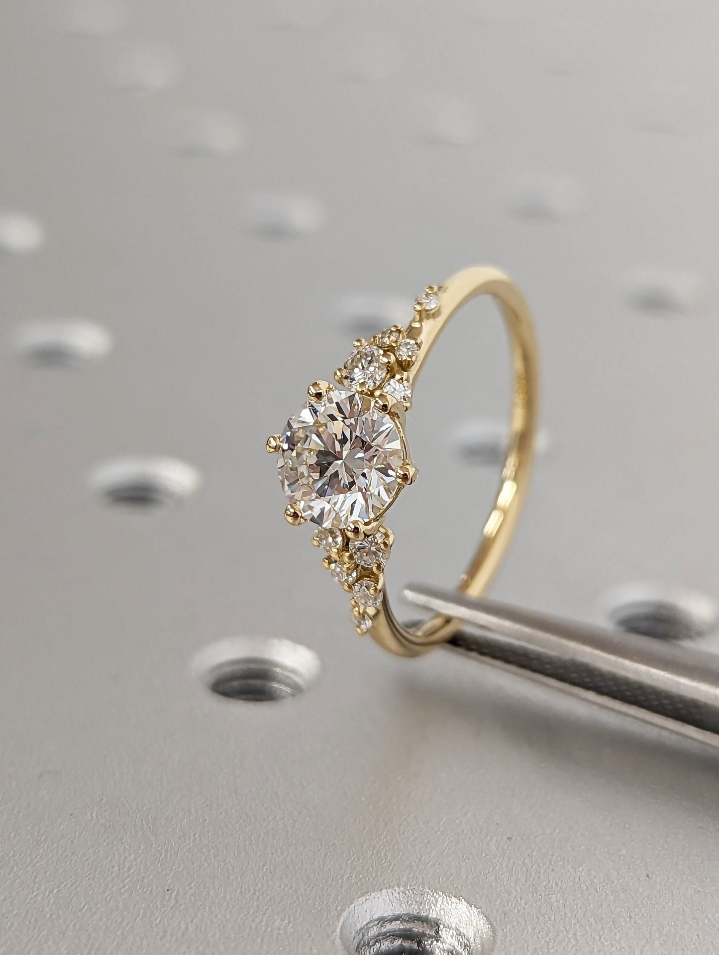 1.2 CT Round Solitaire Moissanite Engagement Ring