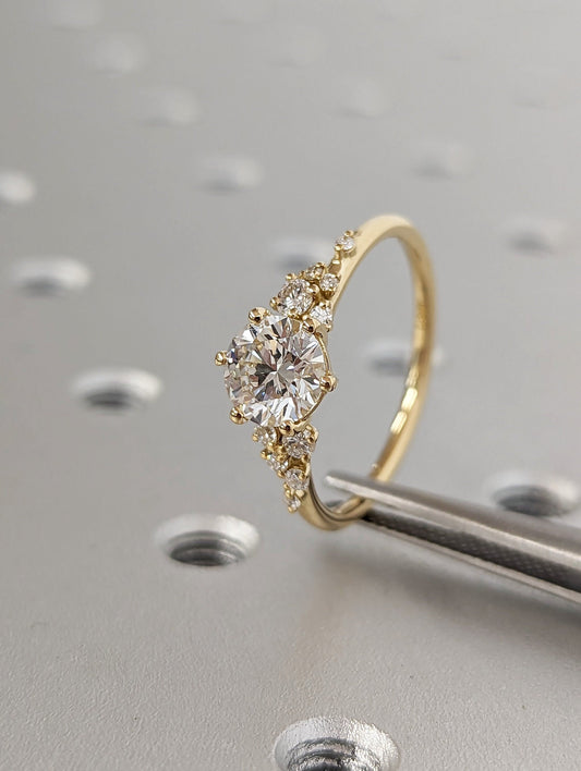 1.2 CT Round Solitaire Moissanite Engagement Ring