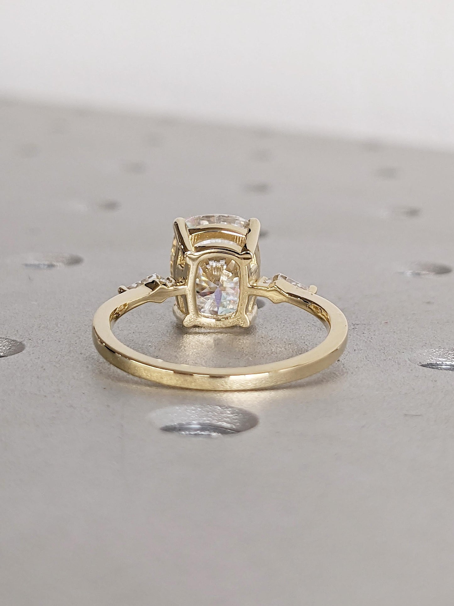 1.2 CT Round Solitaire Moissanite Engagement Ring