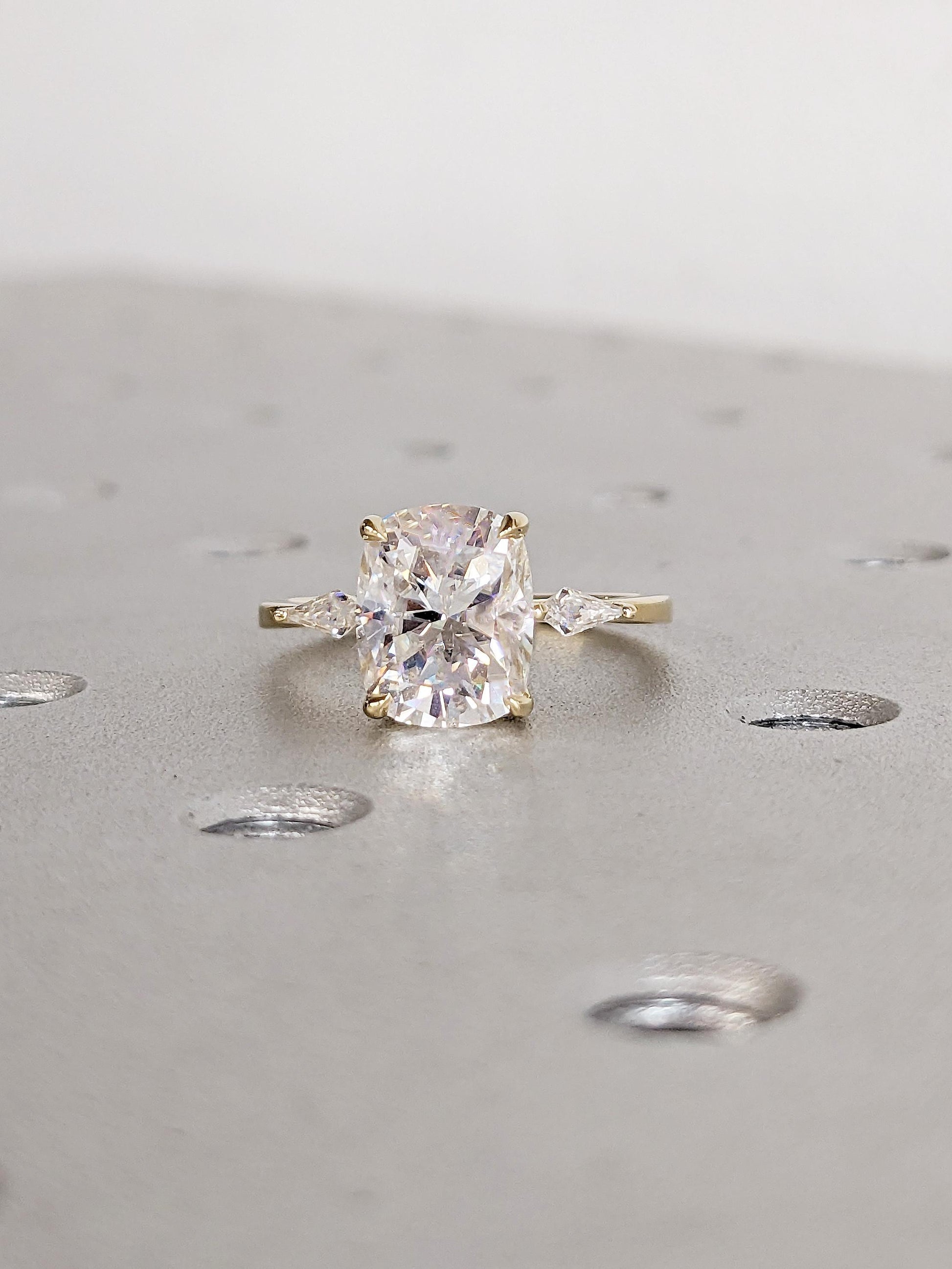 1.2 CT Round Solitaire Moissanite Engagement Ring