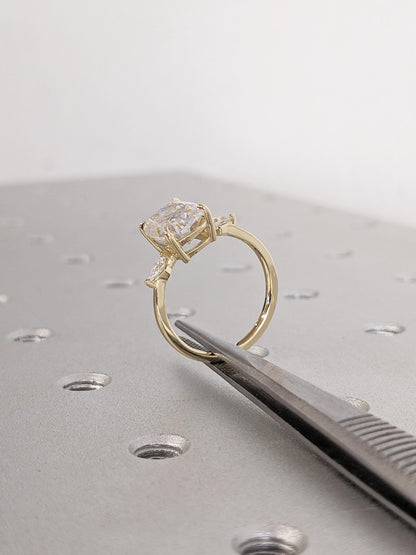 1.2 CT Round Solitaire Moissanite Engagement Ring