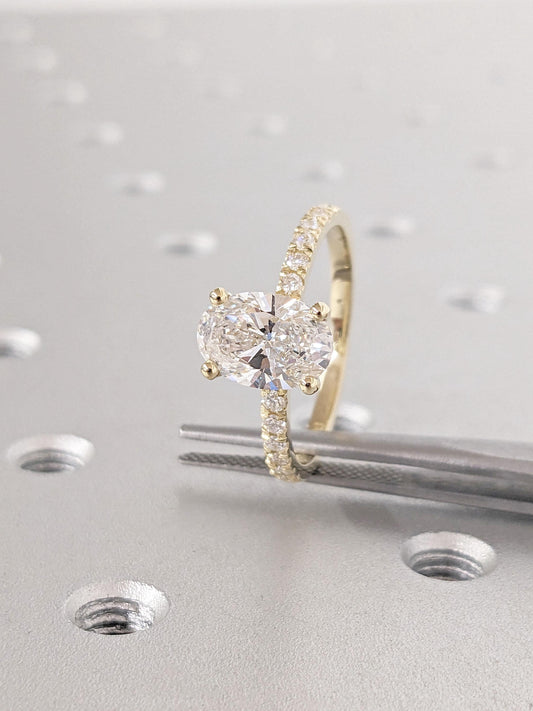 1.2 CT Round Solitaire Moissanite Engagement Ring