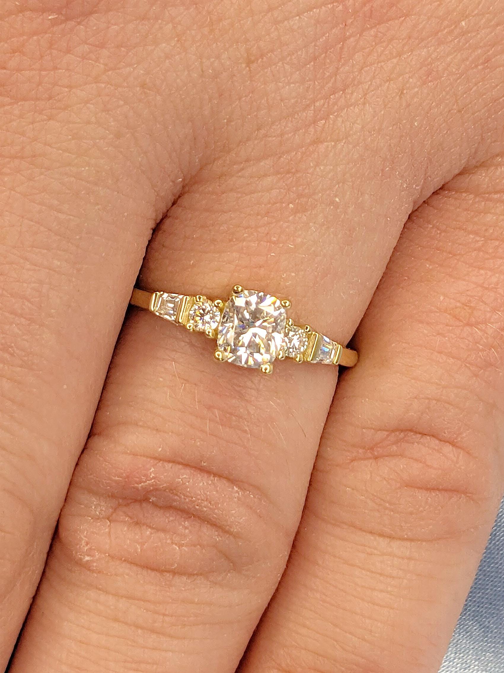 1.2 CT Round Solitaire Moissanite Engagement Ring
