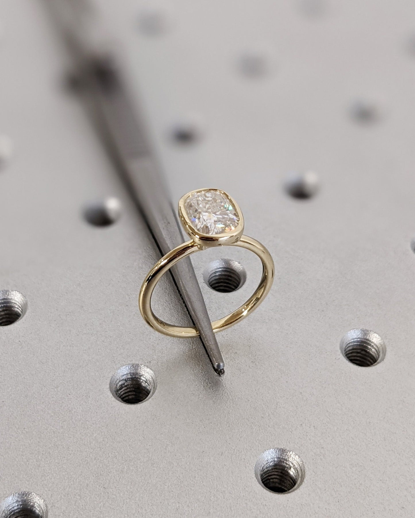 1.2 CT Round Solitaire Moissanite Engagement Ring