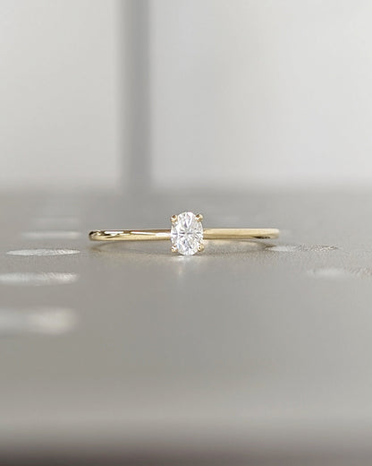 1.2 CT Round Solitaire Moissanite Engagement Ring