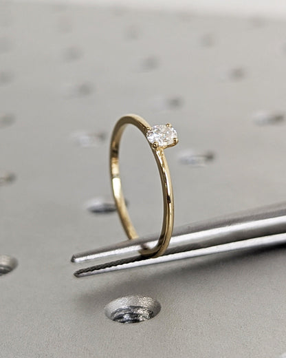1.2 CT Round Solitaire Moissanite Engagement Ring