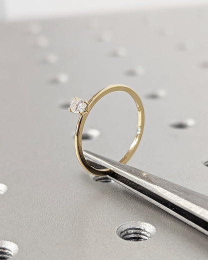 1.2 CT Round Solitaire Moissanite Engagement Ring