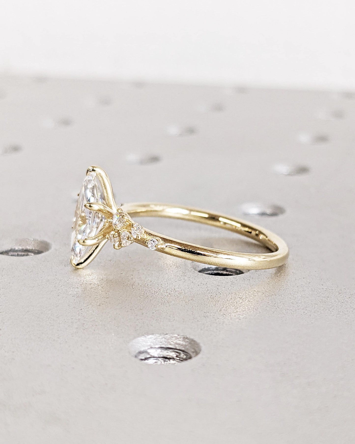 1.2 CT Round Solitaire Moissanite Engagement Ring