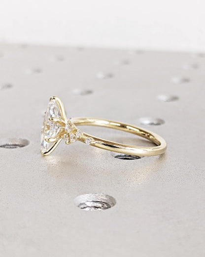 1.2 CT Round Solitaire Moissanite Engagement Ring