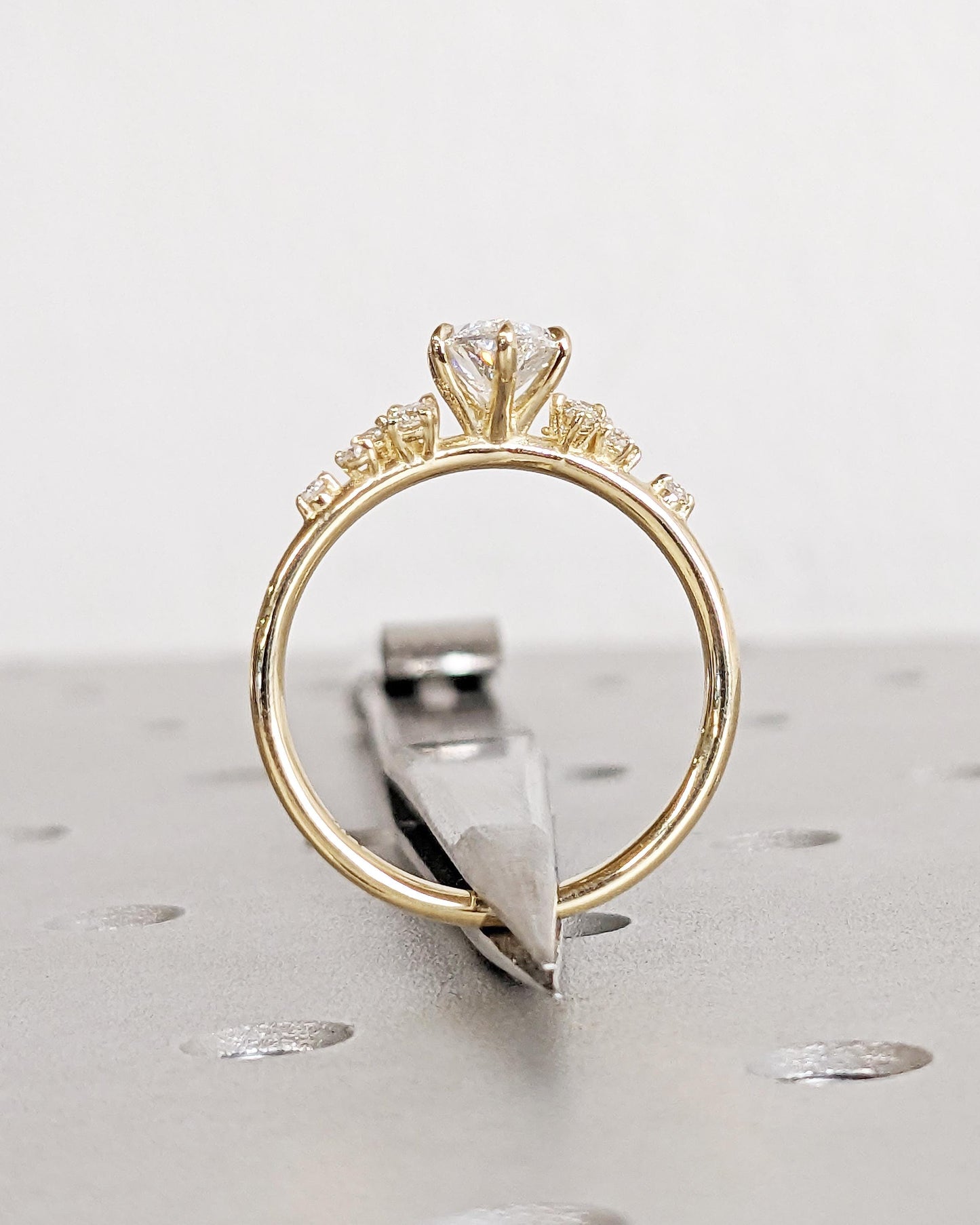 1.2 CT Round Solitaire Moissanite Engagement Ring