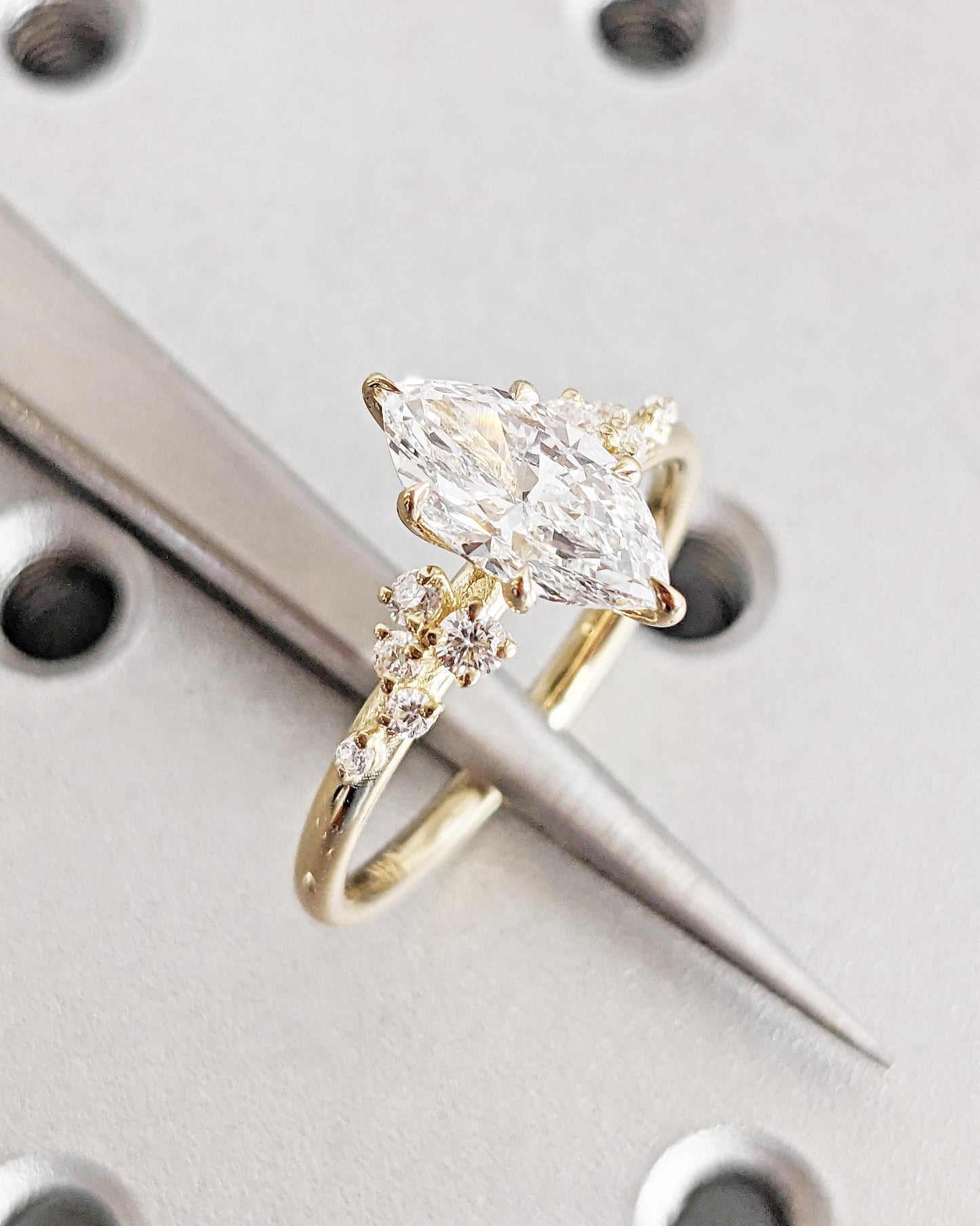 1.2 CT Round Solitaire Moissanite Engagement Ring