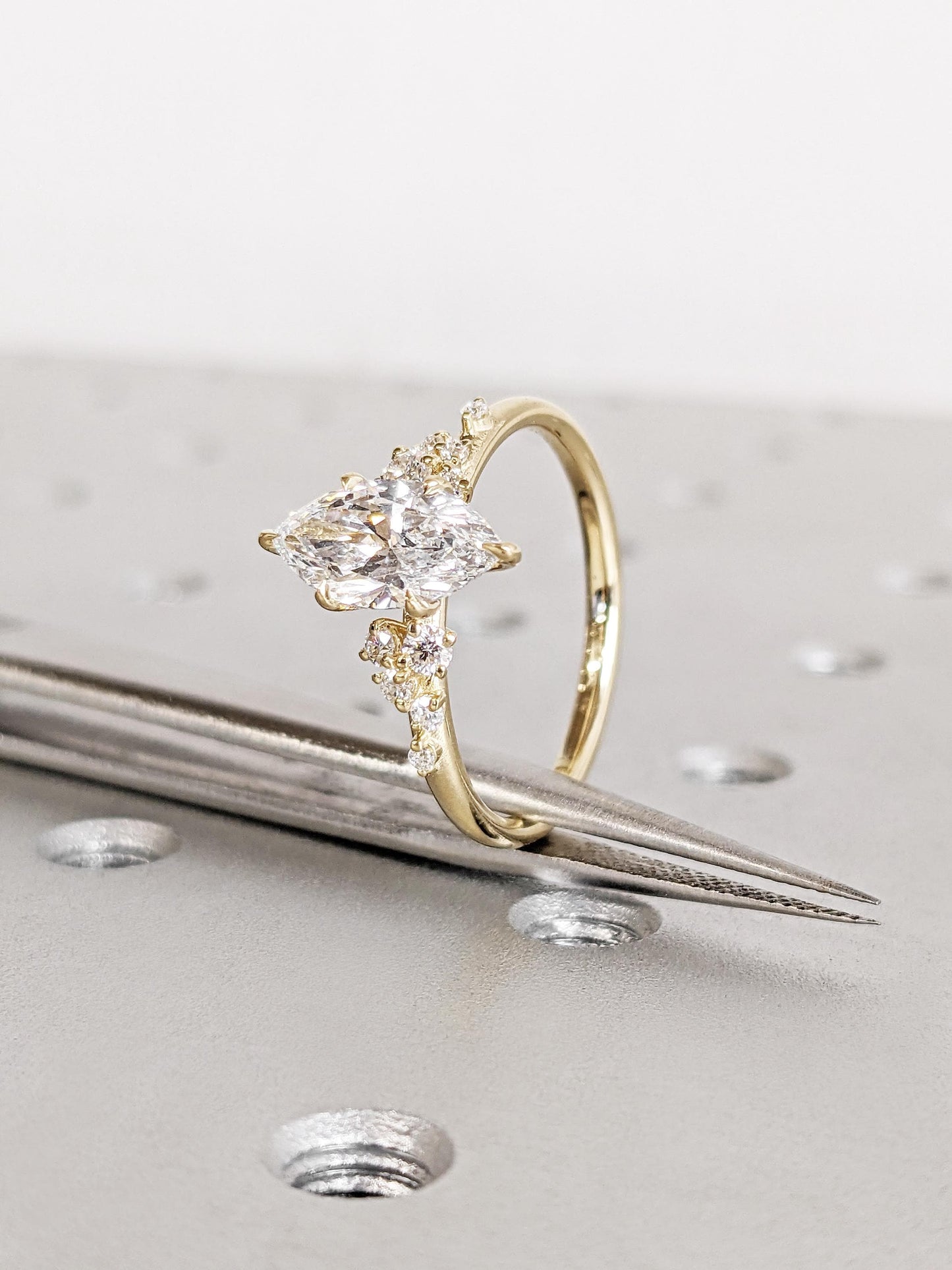 1.2 CT Round Solitaire Moissanite Engagement Ring