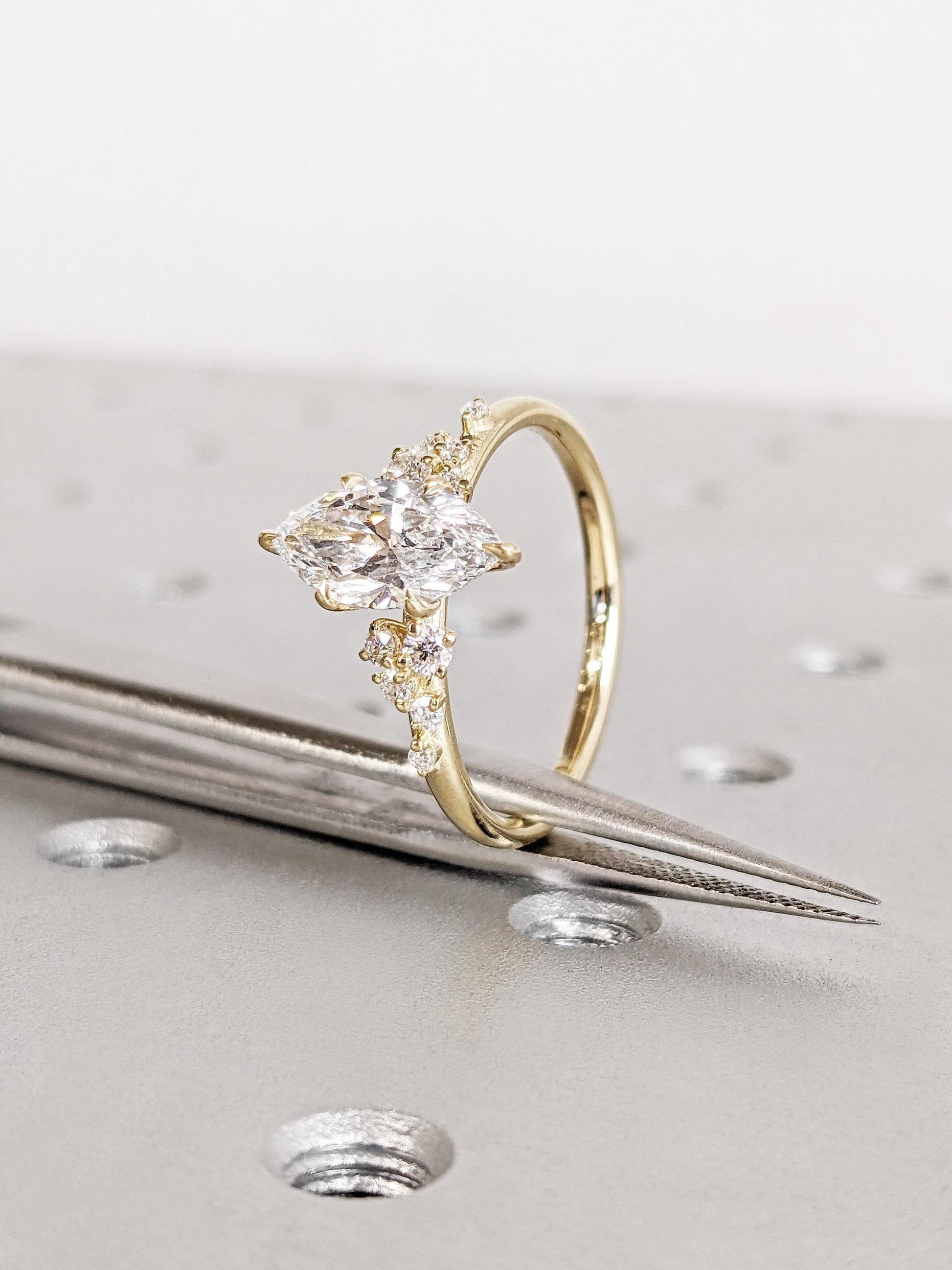 1.2 CT Round Solitaire Moissanite Engagement Ring