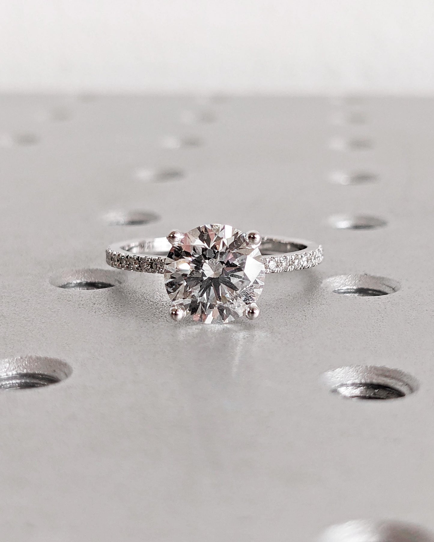 1.2 CT Round Solitaire Moissanite Engagement Ring