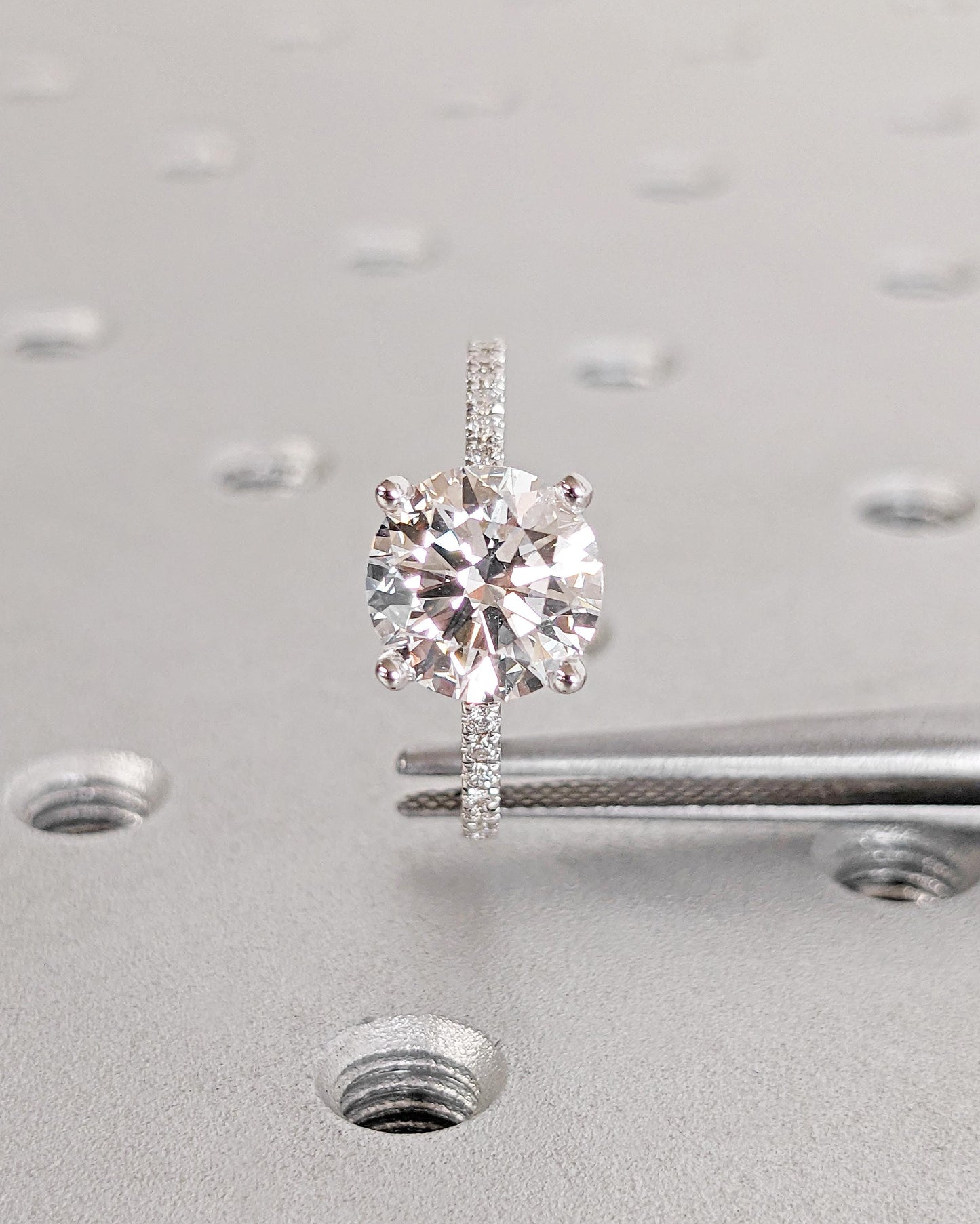1.2 CT Round Solitaire Moissanite Engagement Ring