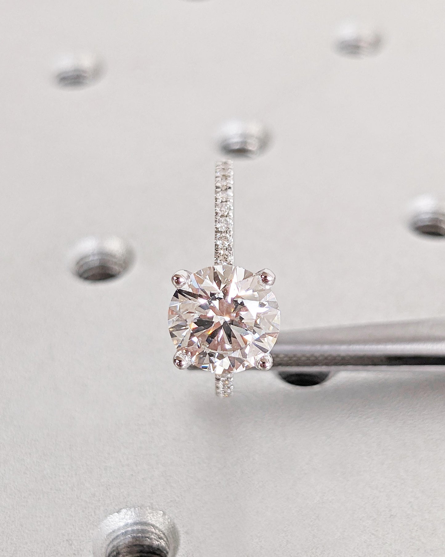 1.2 CT Round Solitaire Moissanite Engagement Ring