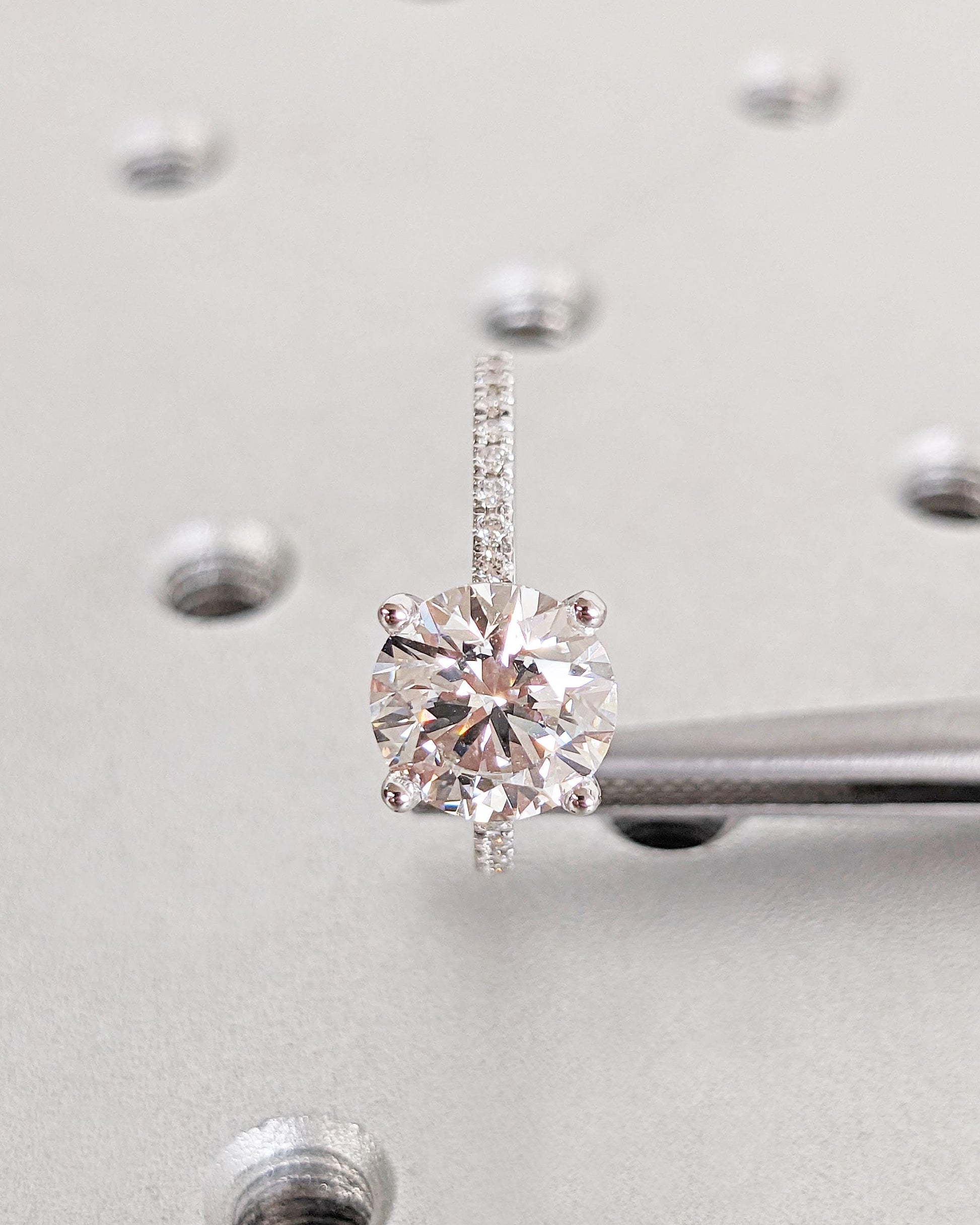 1.2 CT Round Solitaire Moissanite Engagement Ring