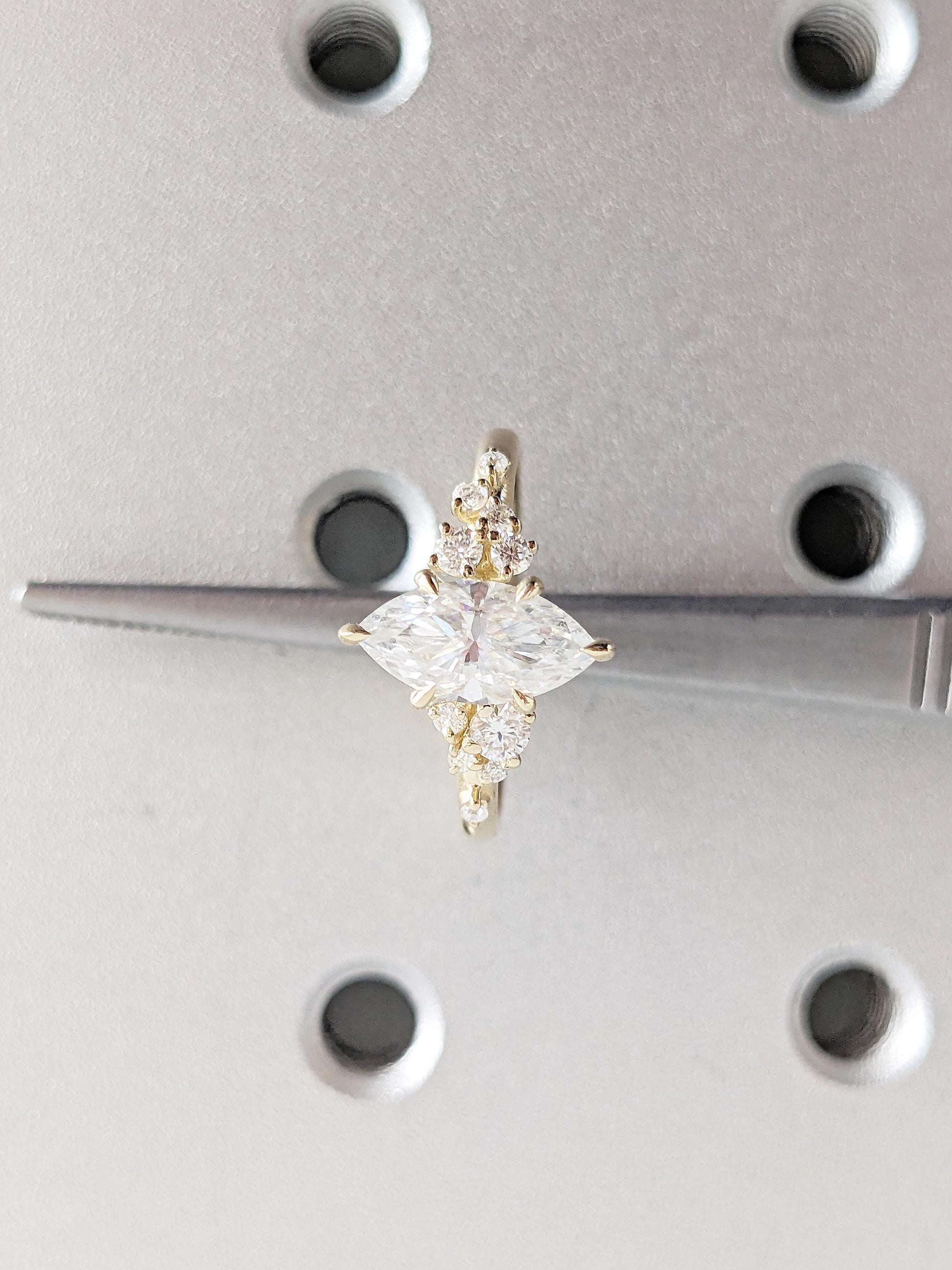 1.2 CT Round Solitaire Moissanite Engagement Ring