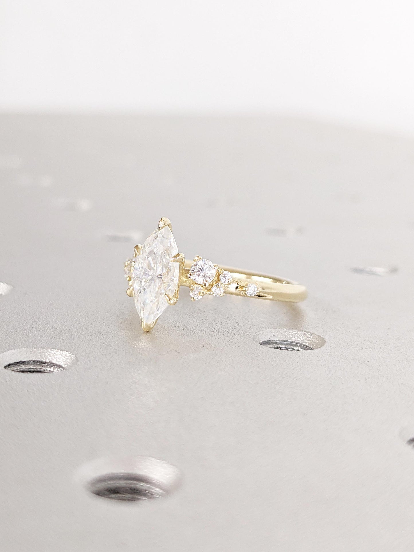 1.2 CT Round Solitaire Moissanite Engagement Ring