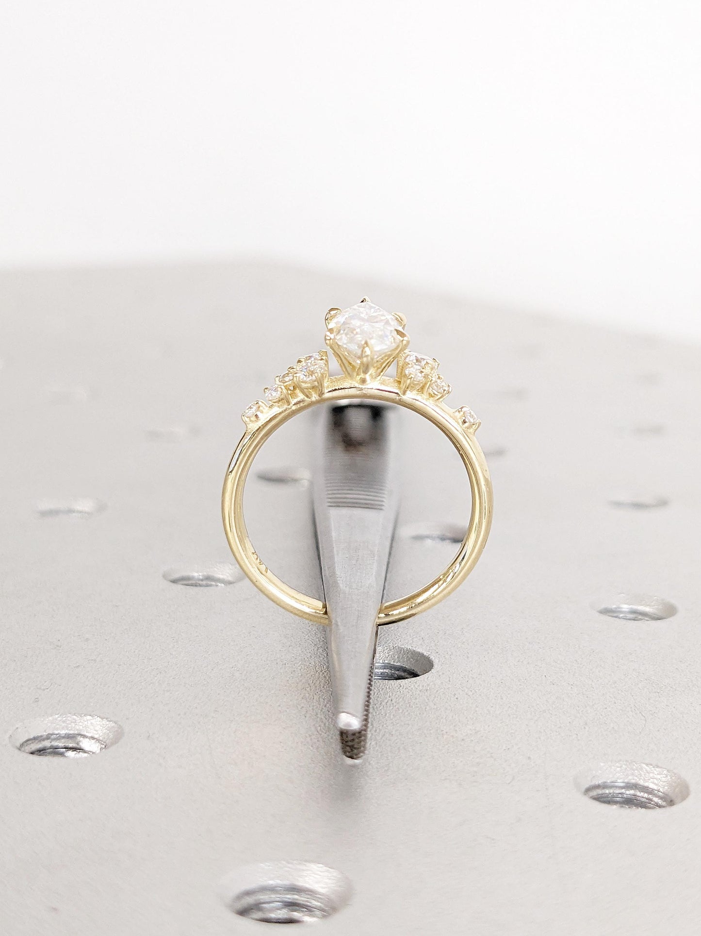 1.2 CT Round Solitaire Moissanite Engagement Ring