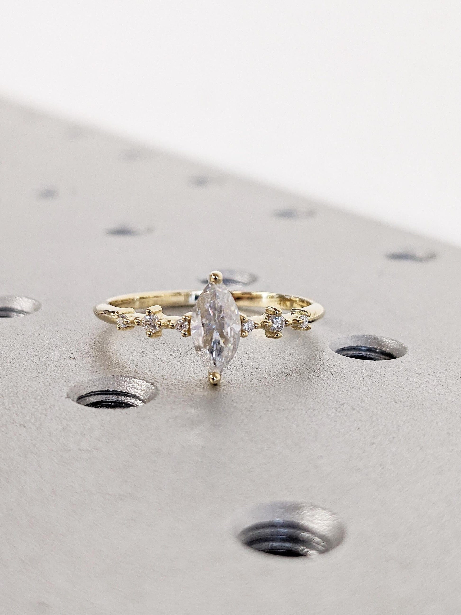 1.2 CT Round Solitaire Moissanite Engagement Ring