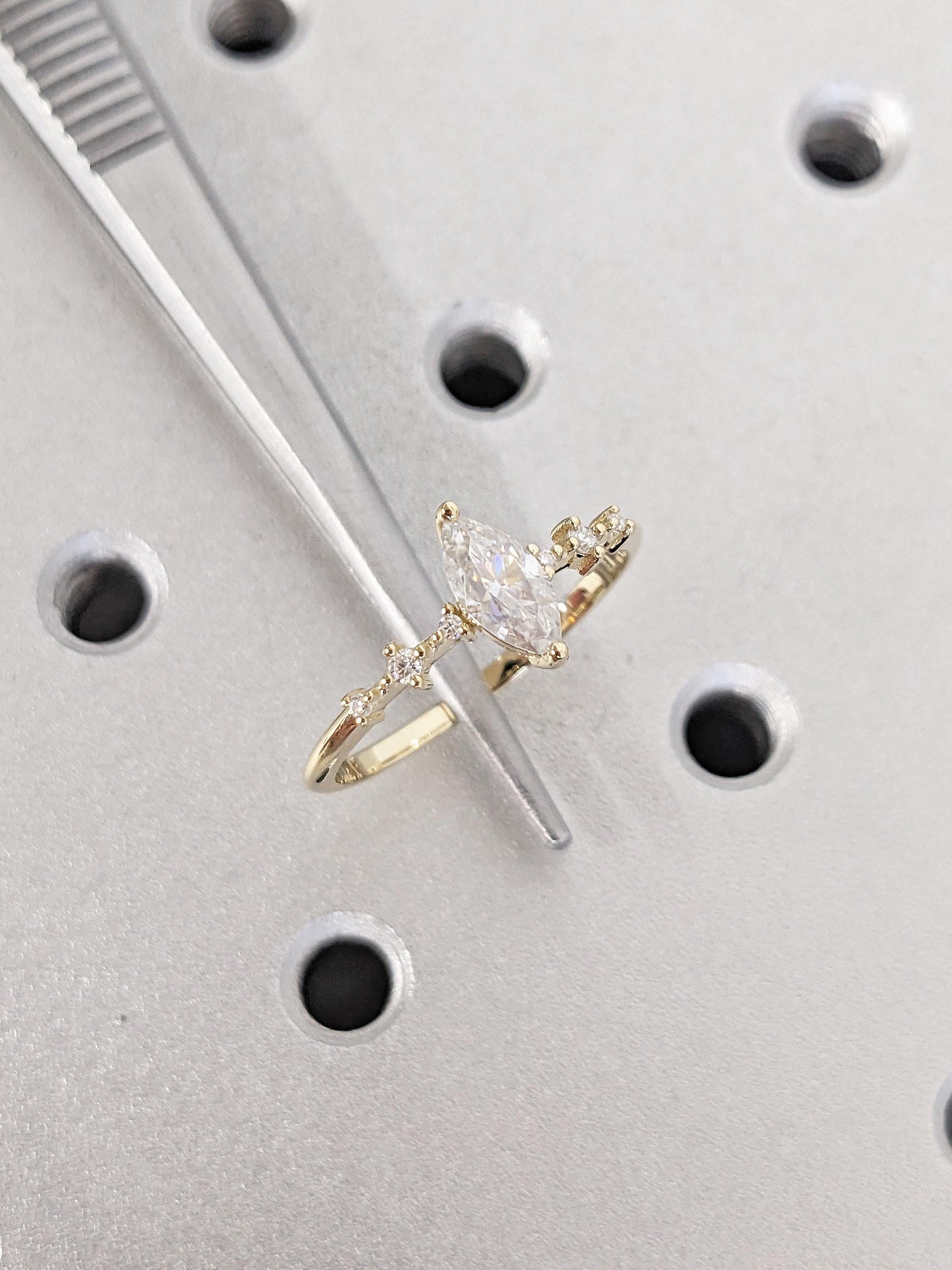1.2 CT Round Solitaire Moissanite Engagement Ring