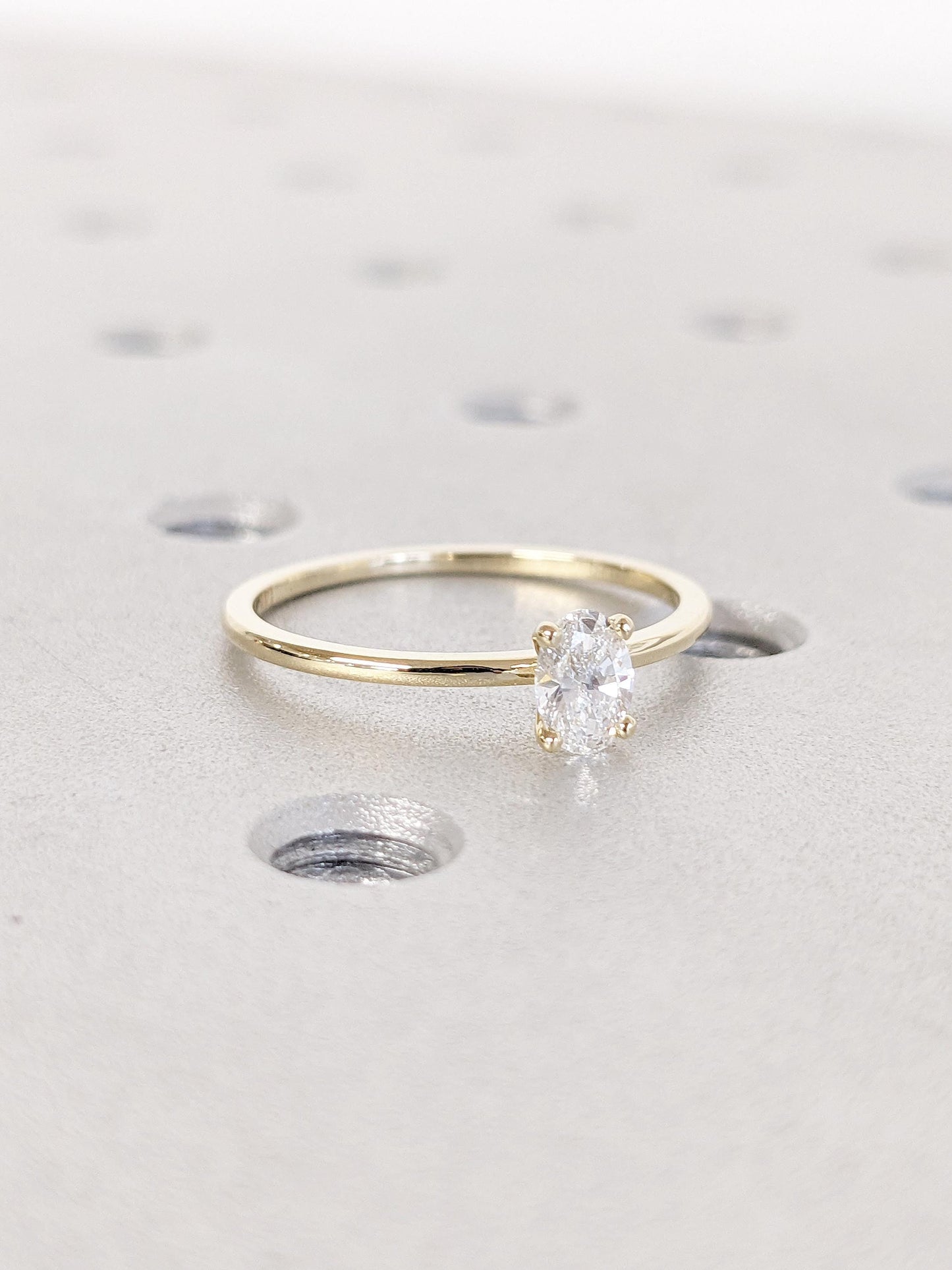 1.2 CT Round Solitaire Moissanite Engagement Ring