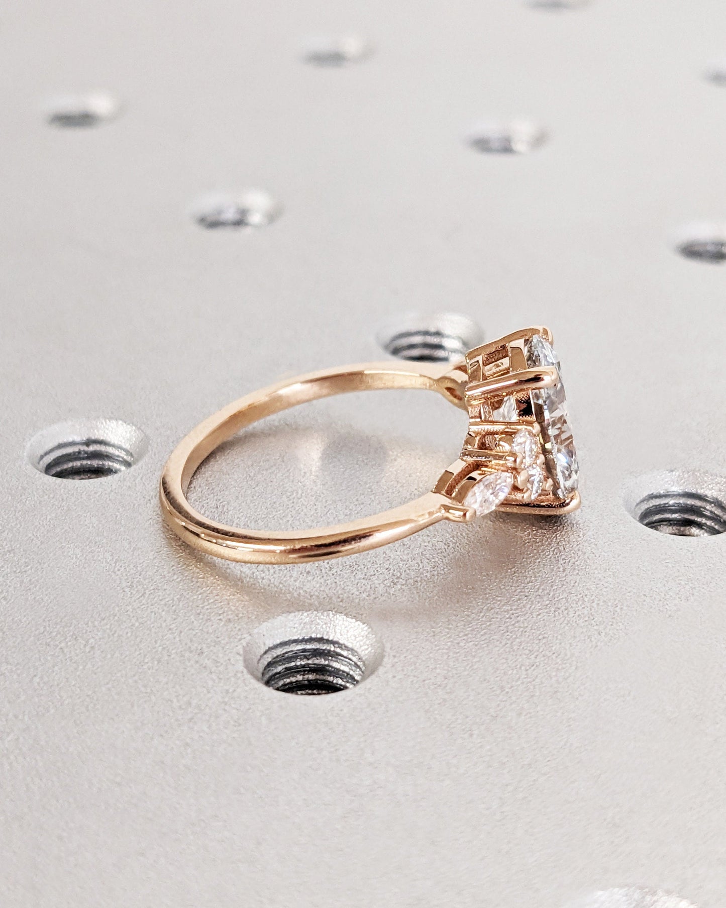 1.2 CT Round Solitaire Moissanite Engagement Ring