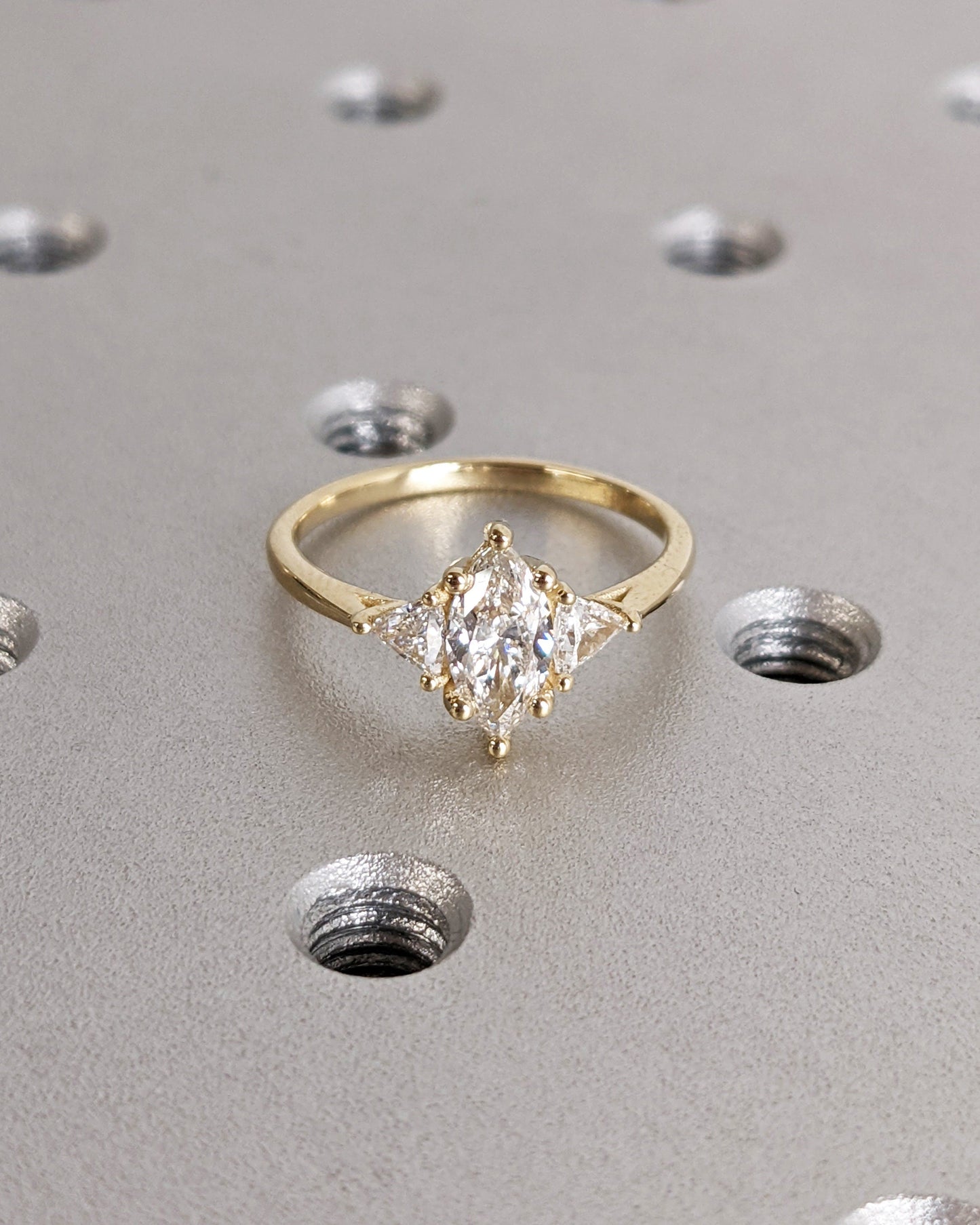 1.2 CT Round Solitaire Moissanite Engagement Ring