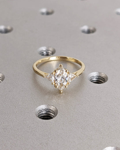 1.2 CT Round Solitaire Moissanite Engagement Ring