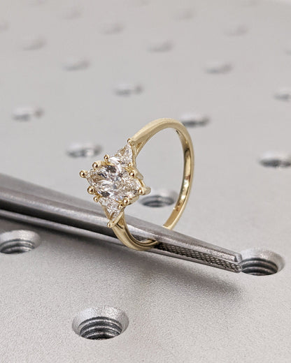 1.2 CT Round Solitaire Moissanite Engagement Ring