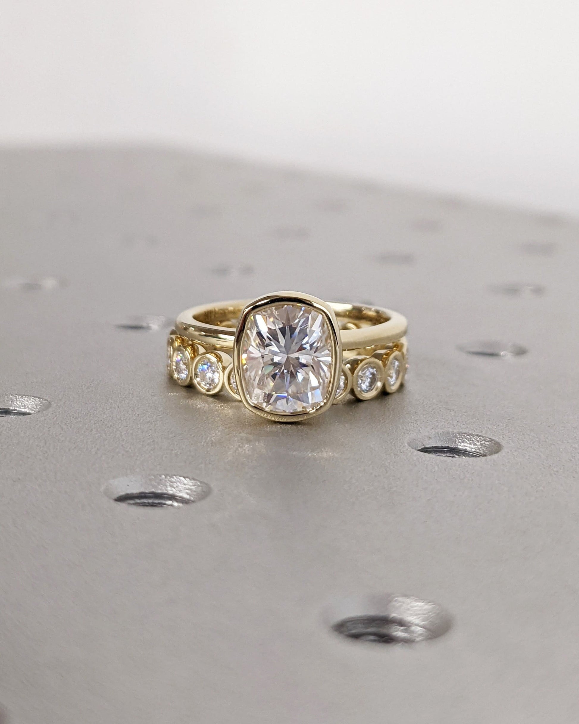 1.2 CT Round Solitaire Moissanite Engagement Ring