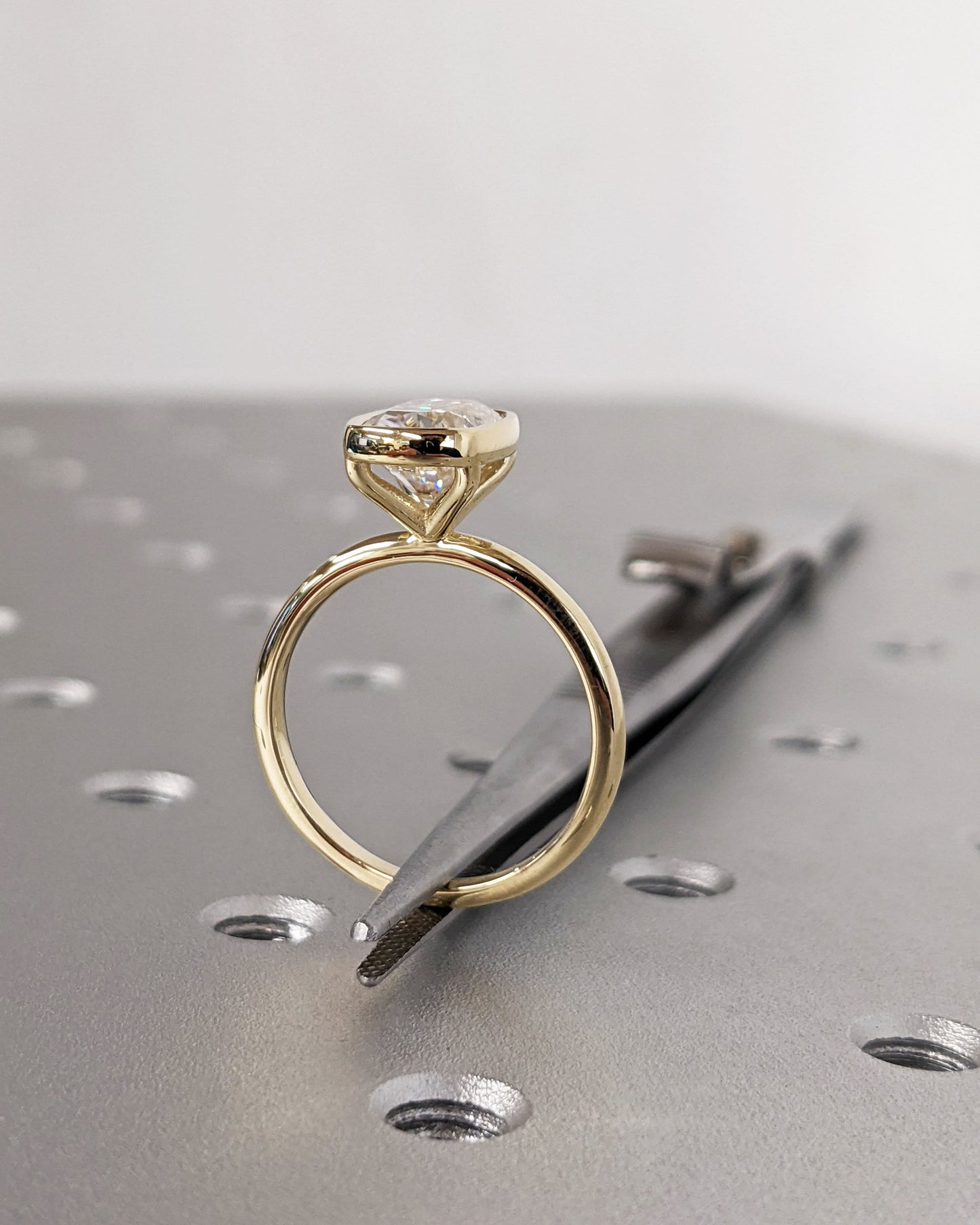 1.2 CT Round Solitaire Moissanite Engagement Ring