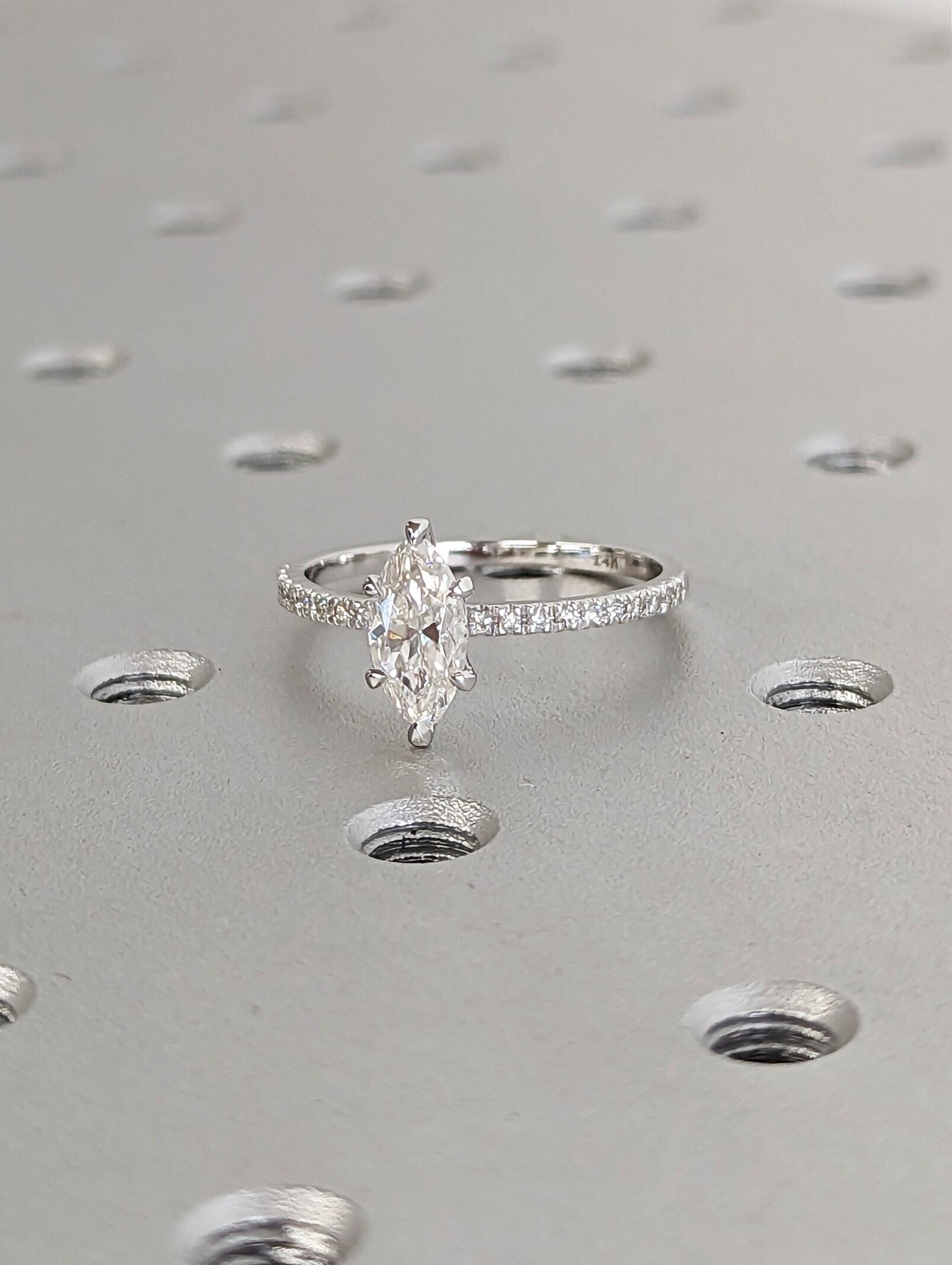 1.2 CT Round Solitaire Moissanite Engagement Ring