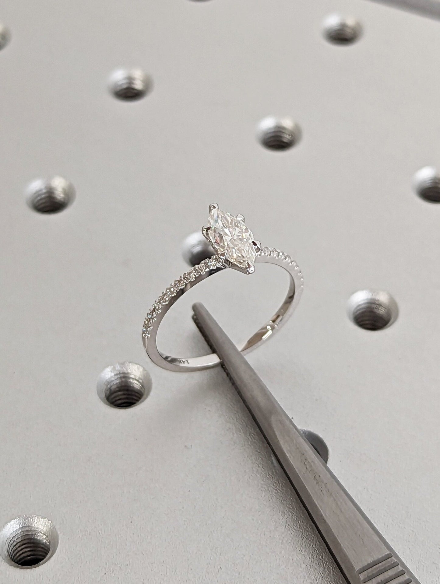 1.2 CT Round Solitaire Moissanite Engagement Ring
