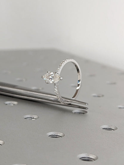 1.2 CT Round Solitaire Moissanite Engagement Ring