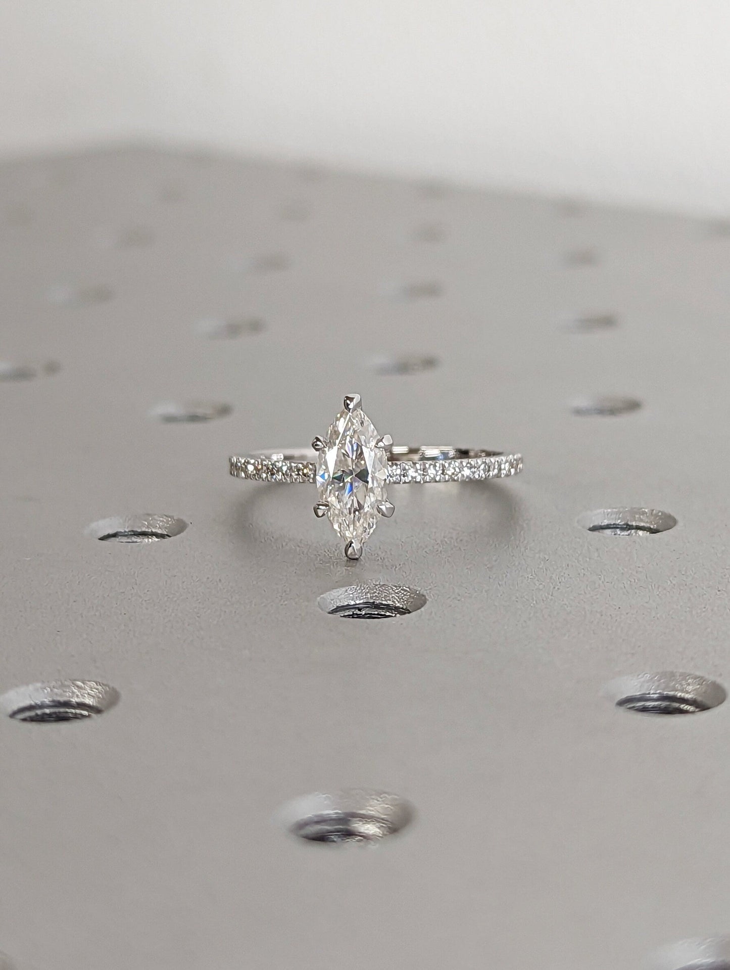 1.2 CT Round Solitaire Moissanite Engagement Ring