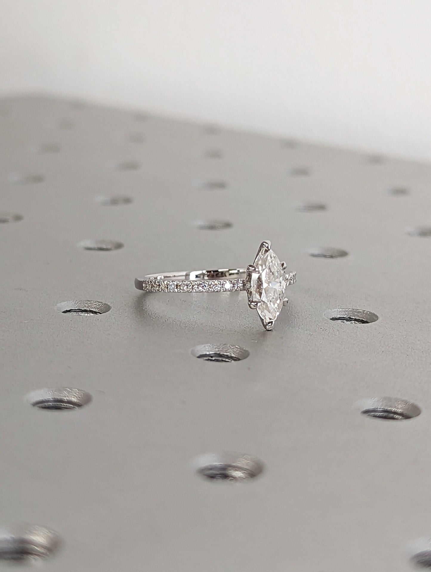 1.2 CT Round Solitaire Moissanite Engagement Ring