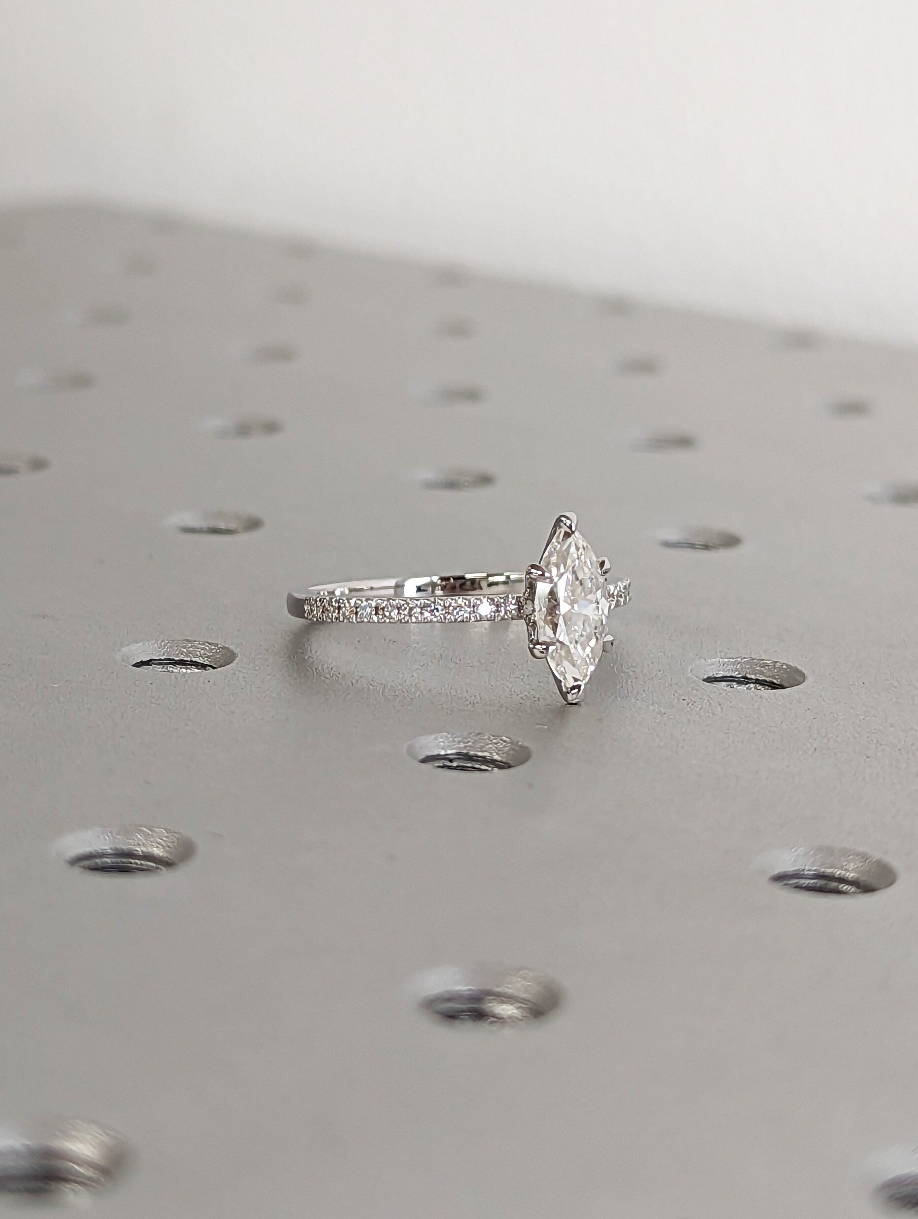 1.2 CT Round Solitaire Moissanite Engagement Ring