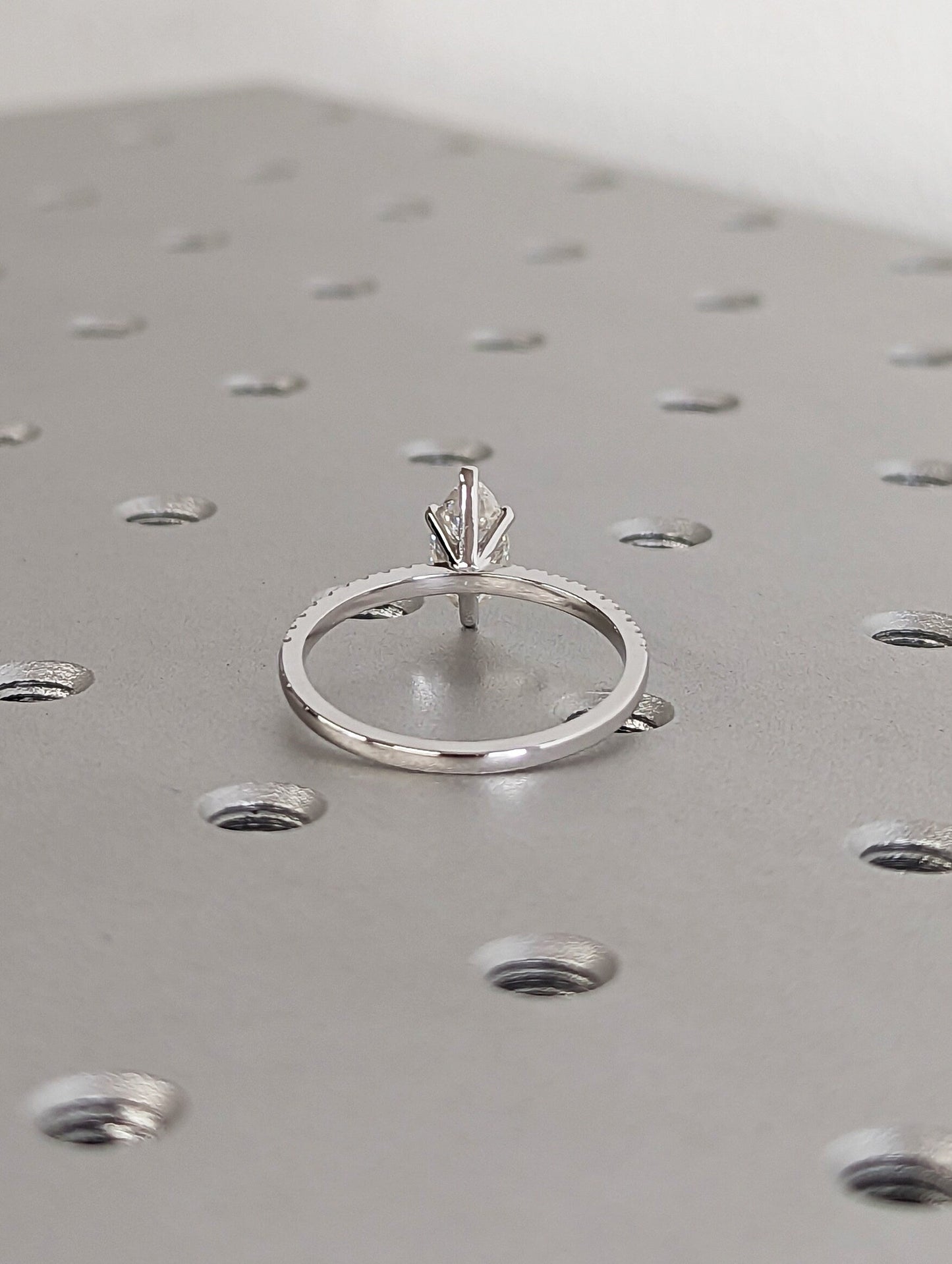1.2 CT Round Solitaire Moissanite Engagement Ring