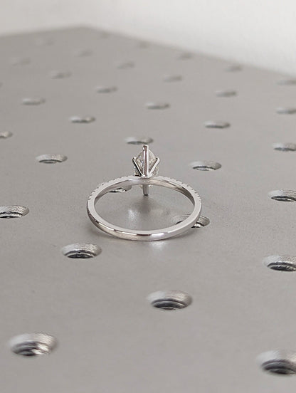 1.2 CT Round Solitaire Moissanite Engagement Ring