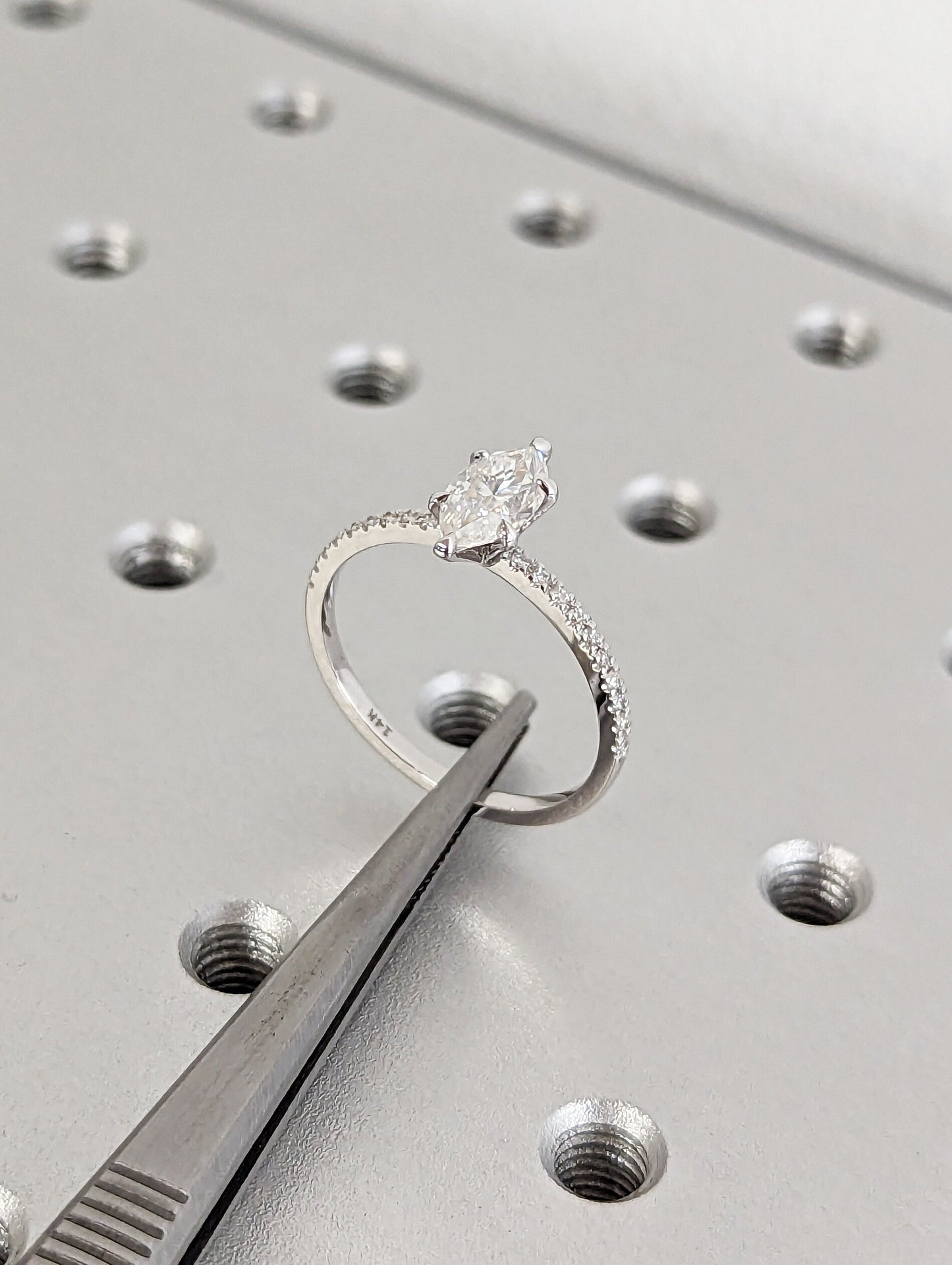 1.2 CT Round Solitaire Moissanite Engagement Ring